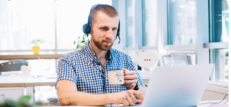 How a help desk ticketing system benefits customer service